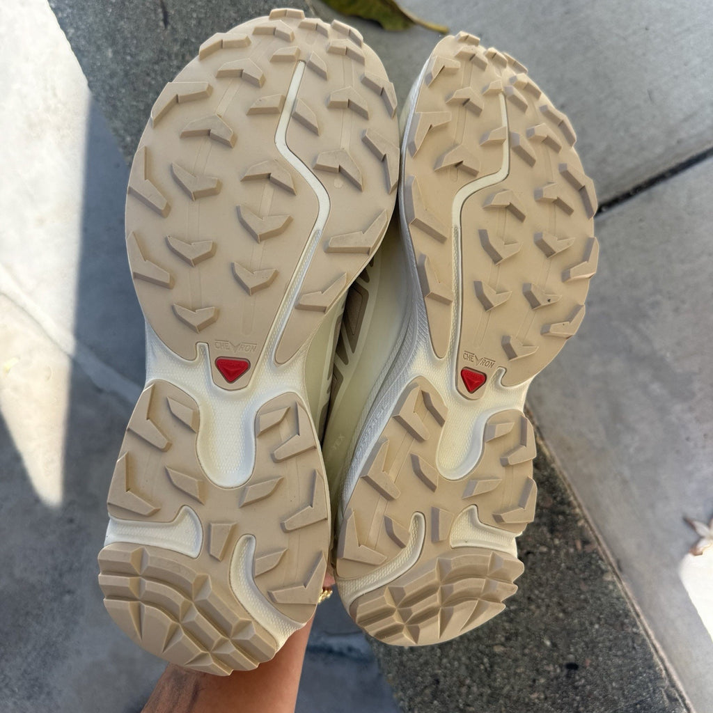 Size 9.5 - Salomon XT-6 GORE-TEX Almond Milk