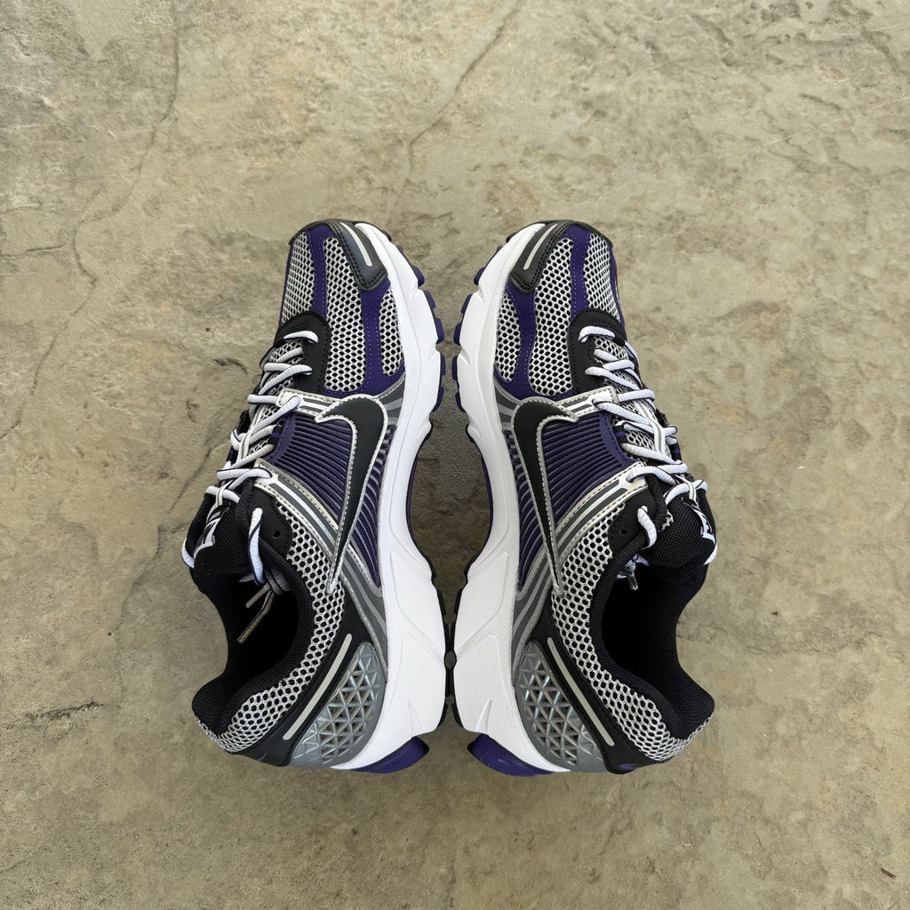 Size 10.5M - Nike Zoom Vomero Metallic Silver Court Purple
