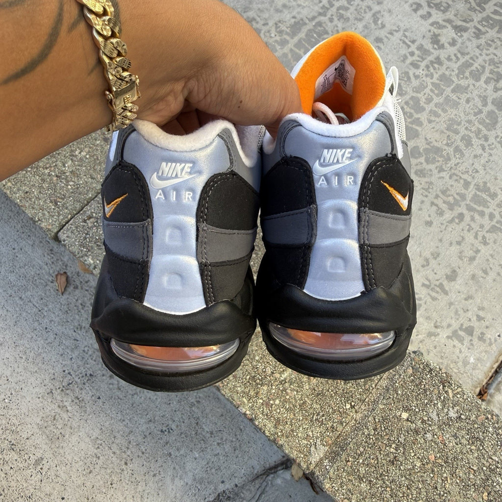 Size 9 - Nike Air Max 95 Black Bright Ceramic