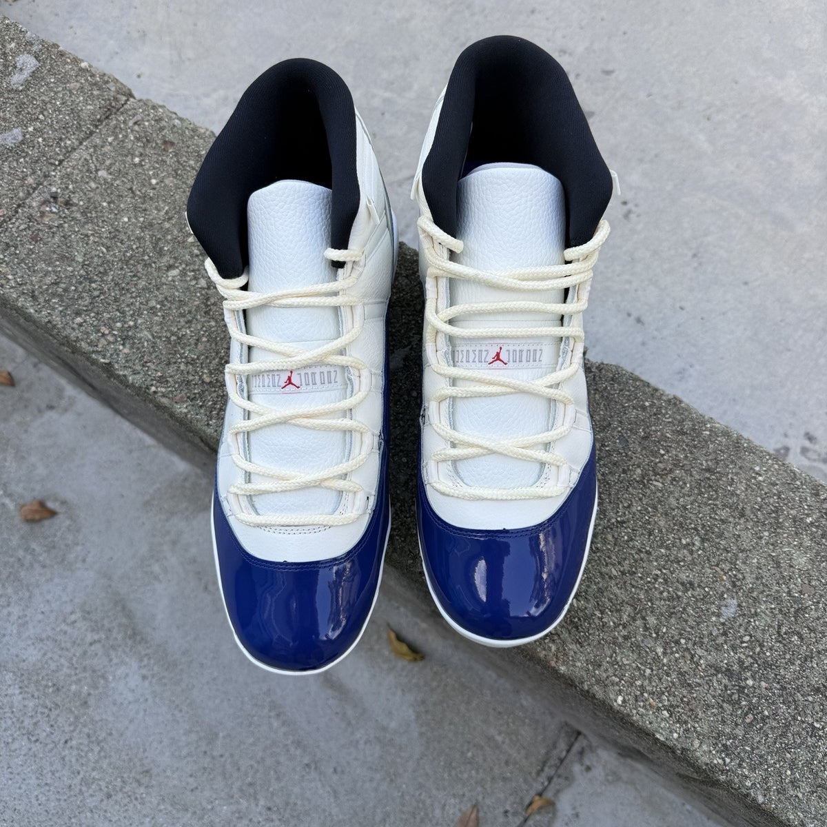 Size 13 - Air Jordan Retro 11 Mid MCS Cleat Rare Air