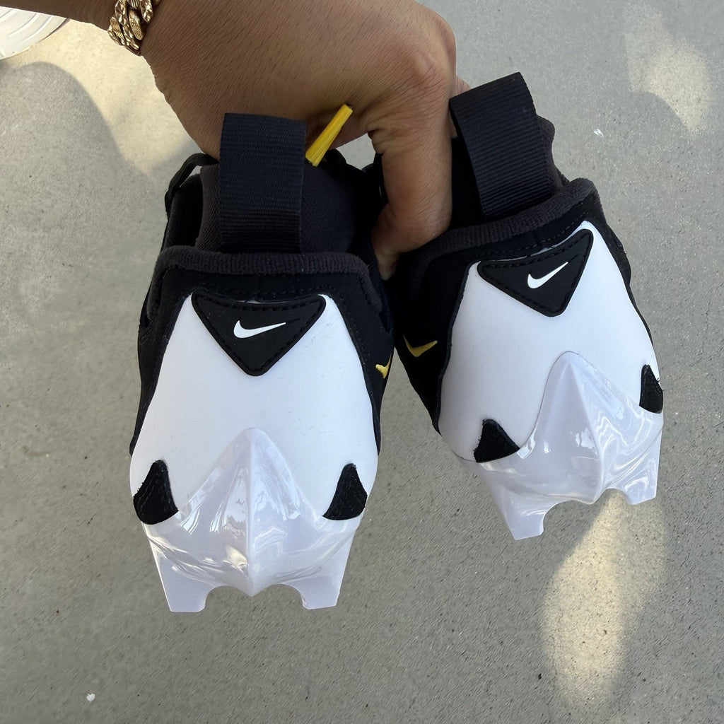 Size 11.5 - Nike Vapor Edge DT '96 TD Diamond Turf