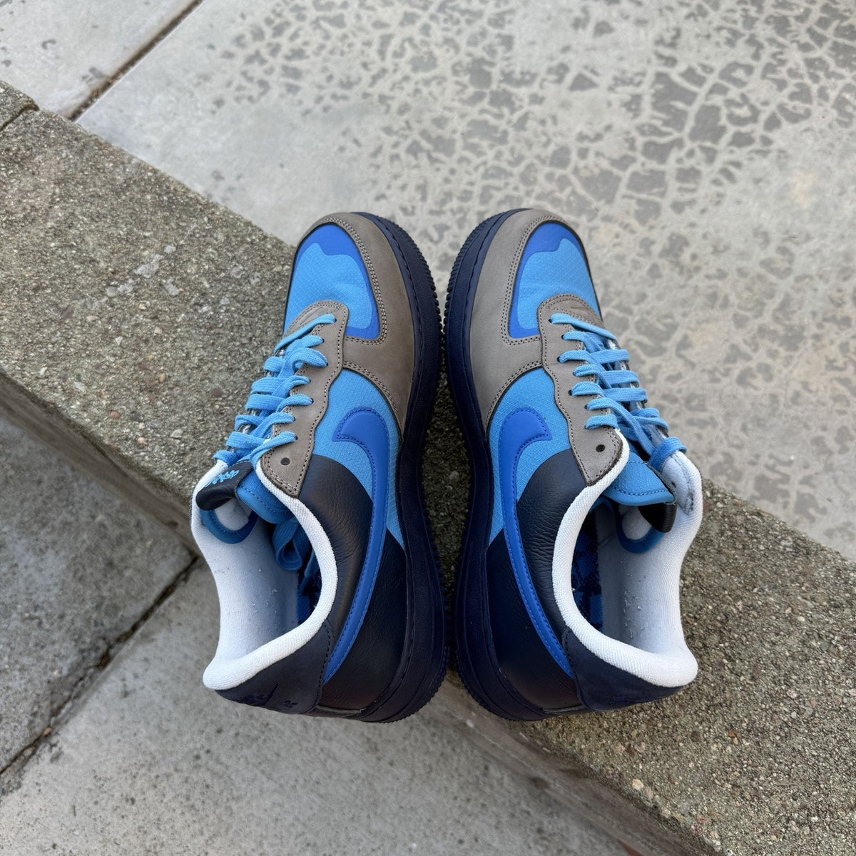 Size 10.5 - Stash x Nike Air Force 1 Premium 2006 Low Blue