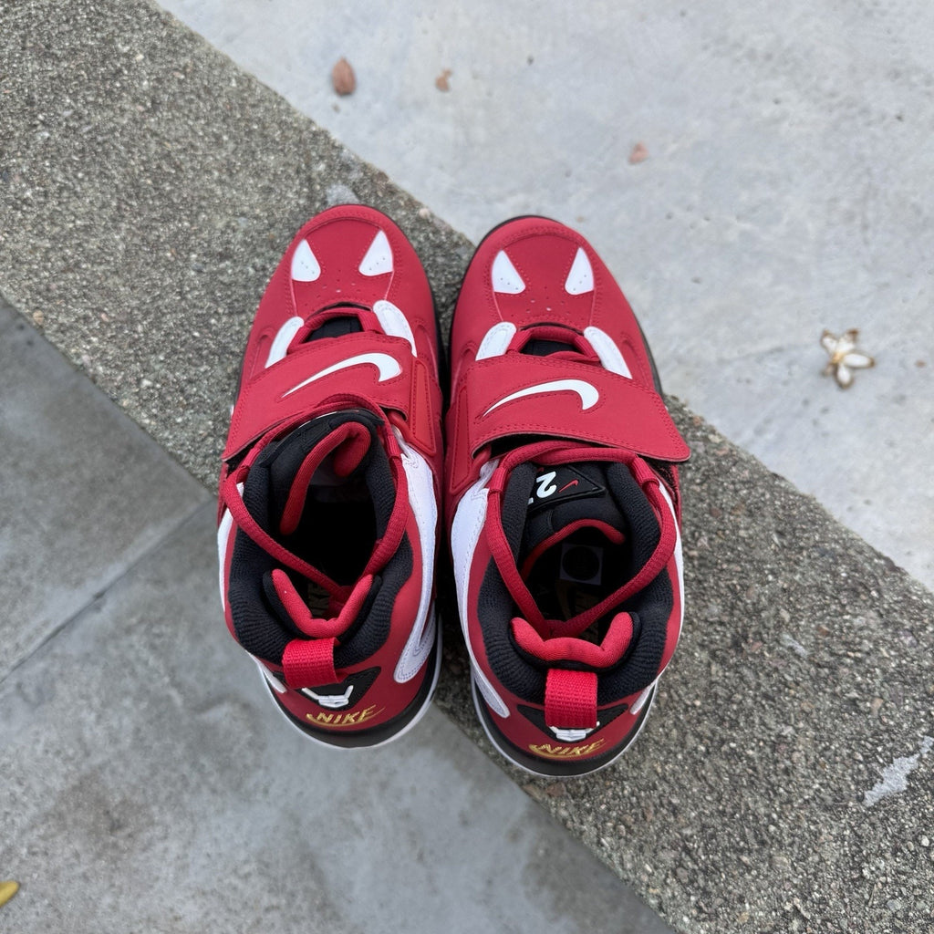 Size 6 - Nike Air Diamond Turf 2 Fire Red GS