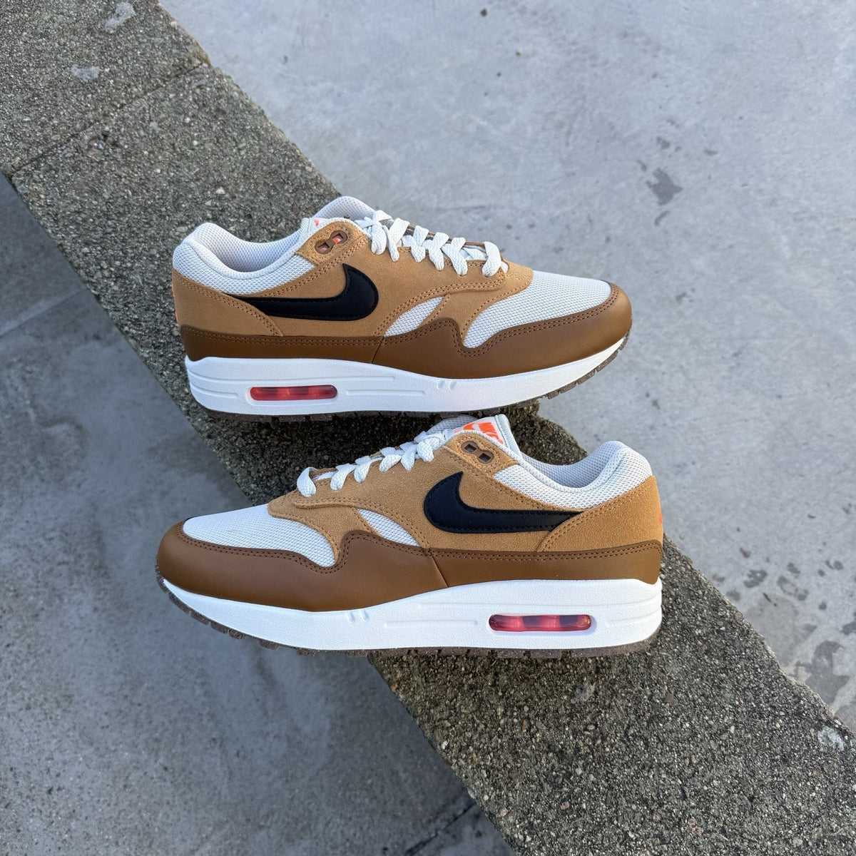 Size 8 - Nike Air Max 1 Essential Flax British Tan