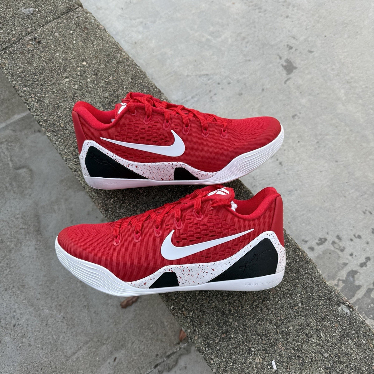 Size 12 - Kobe 9 Elite Low EM TB Promo Univeristy Red