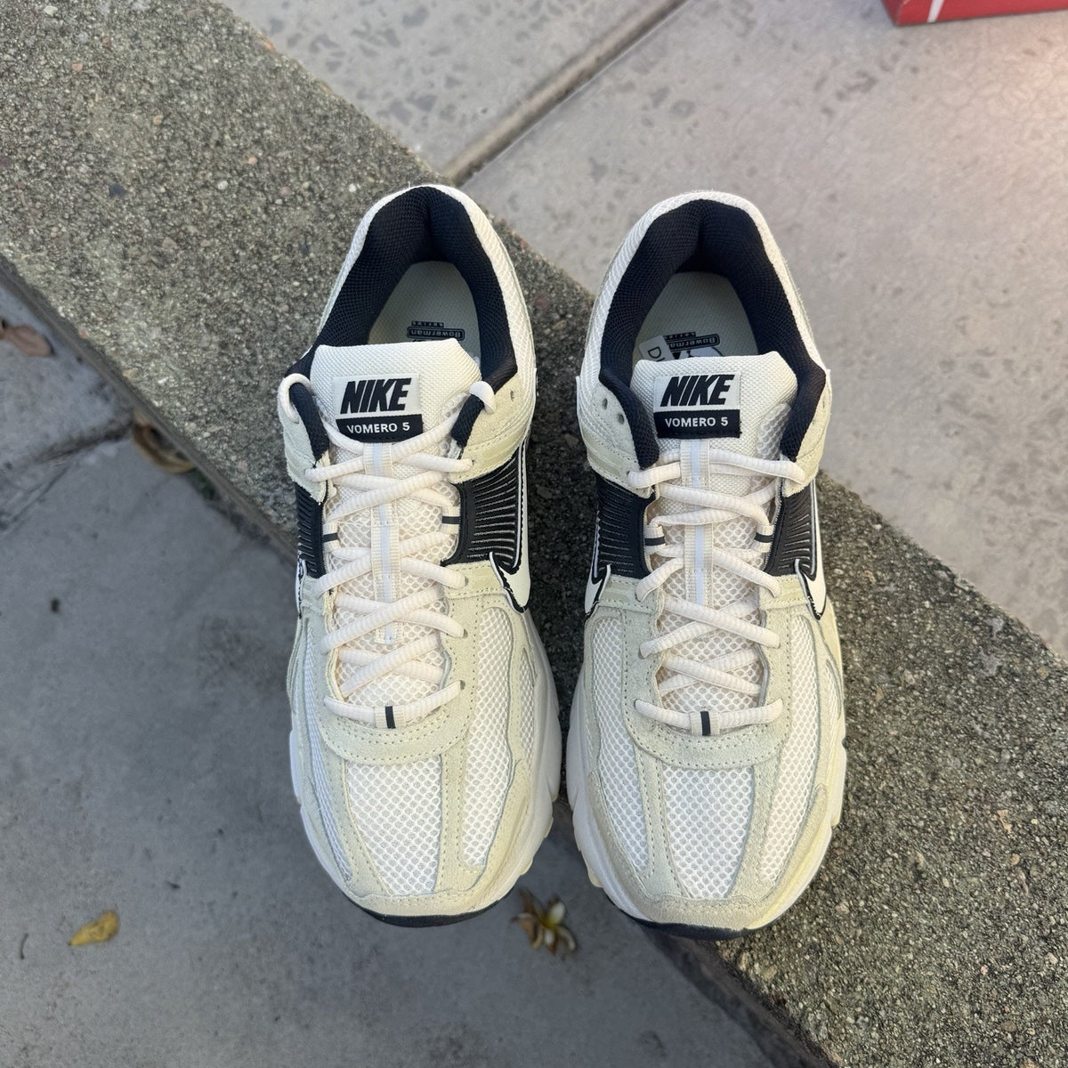Size 12 - Nike Air Zoom Vomero 5 Alabaster Black
