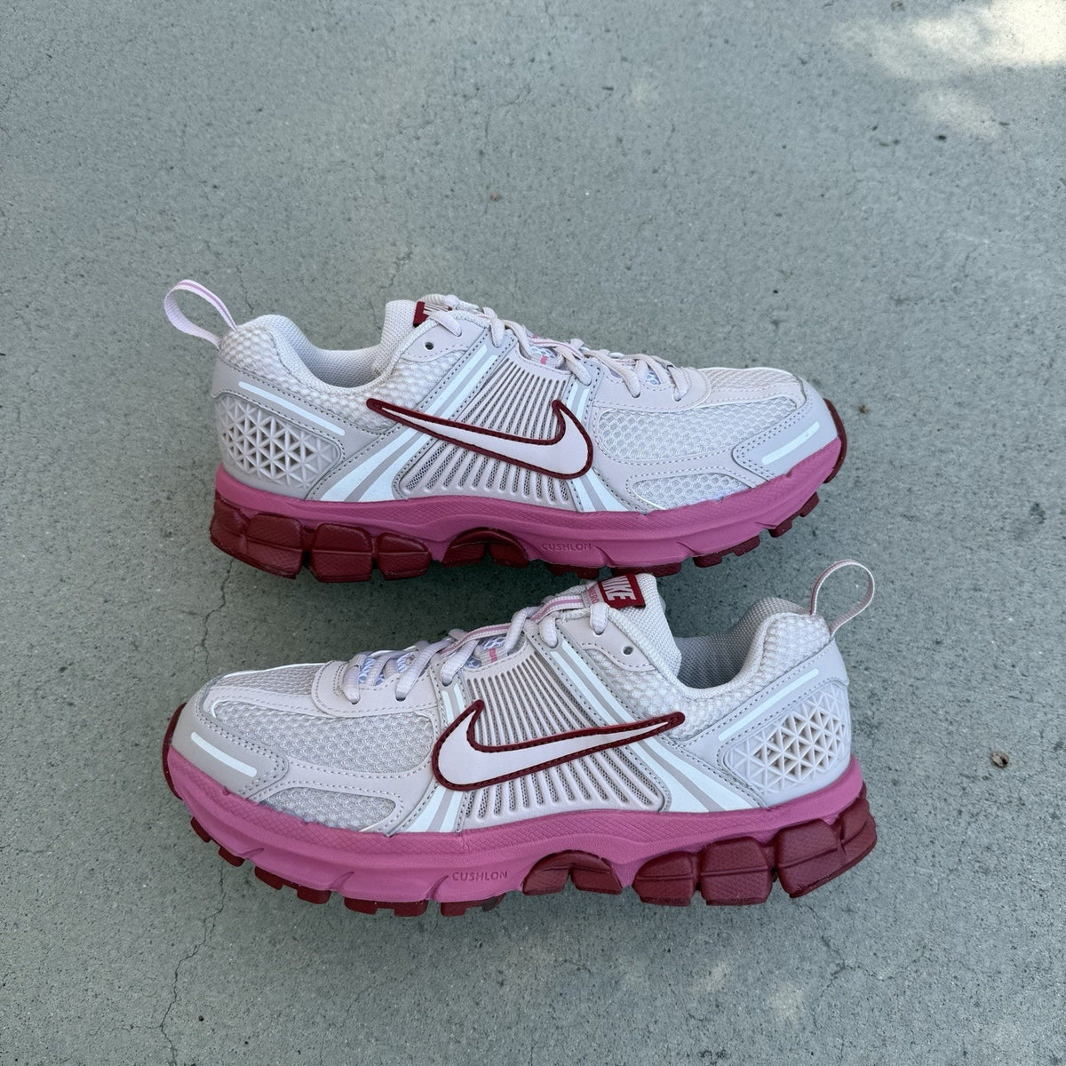 Size 7 - Nike Zoom Vomero 5 Silt Red Peony Crimson