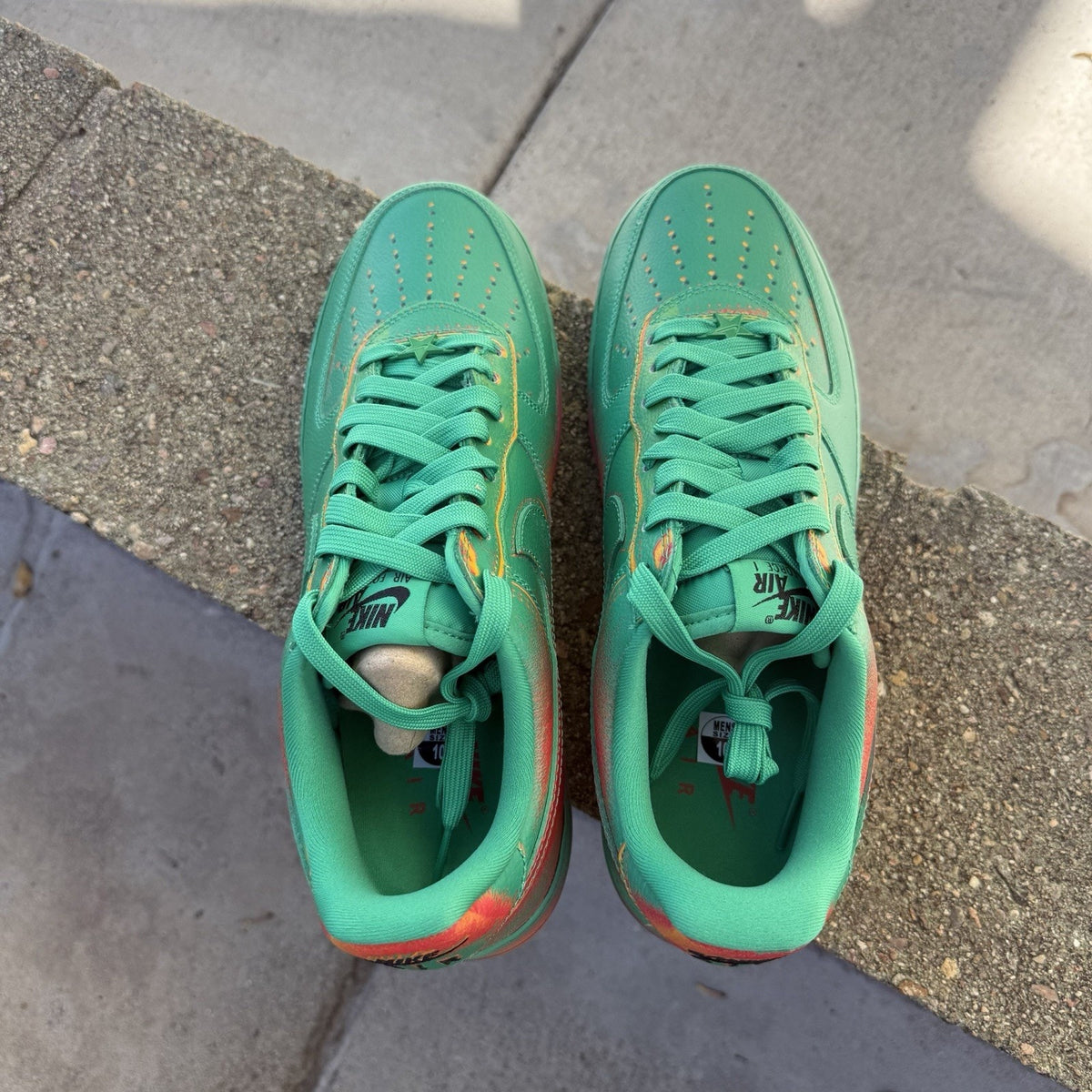 Size 10 - Nike Air Force 1 '07 Low Stadium Green Crimson
