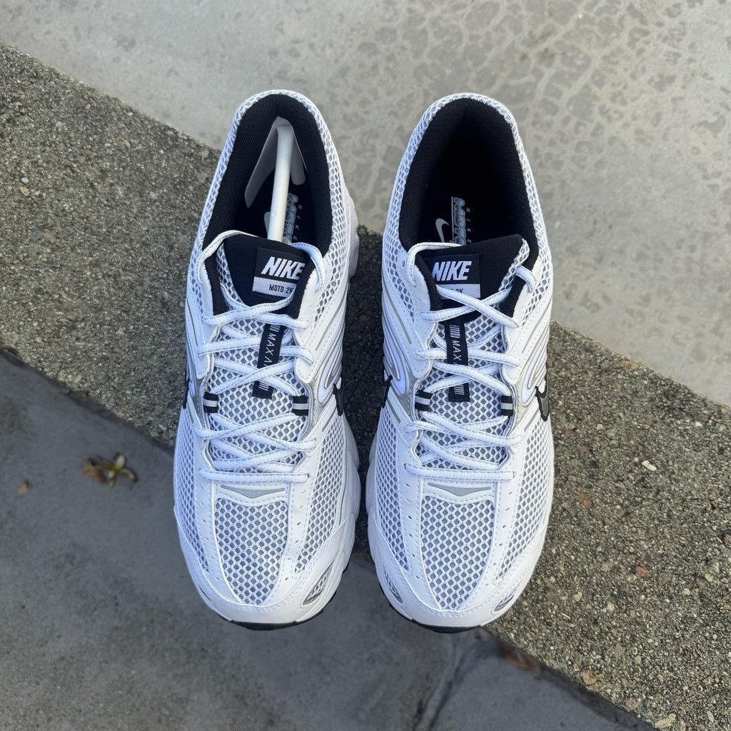 Size 10 - Nike Air Max Moto 2K White Black Wolf Grey