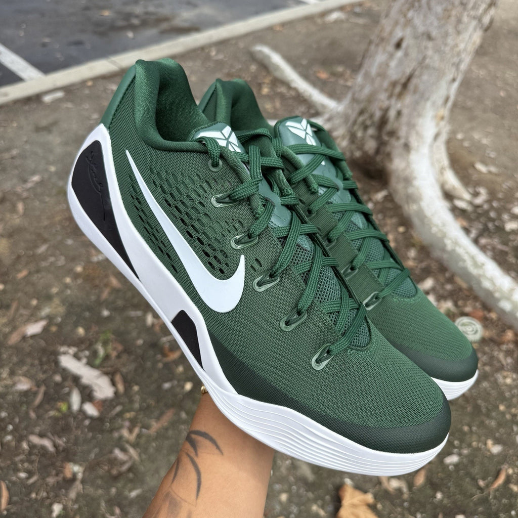 Size 13 - Kobe 9 Elite Low EM Protro TB Gorge Green