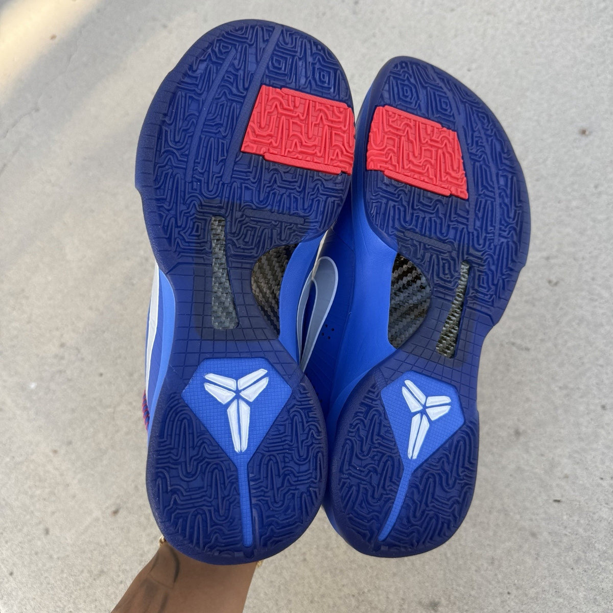 Size 9.5 - Kobe 5 Protro Dodgers