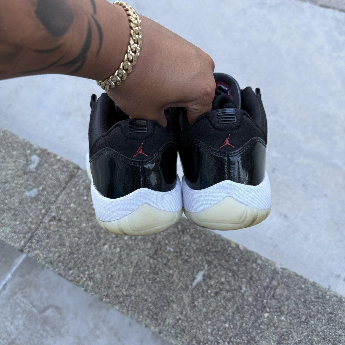 Size 9.5 - Jordan 11 Retro Low 72-10