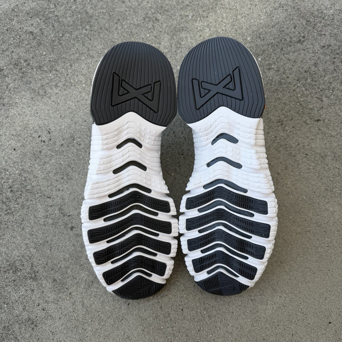 Size 7.5 - Nike Free Metcon 5 White Bright Crimson