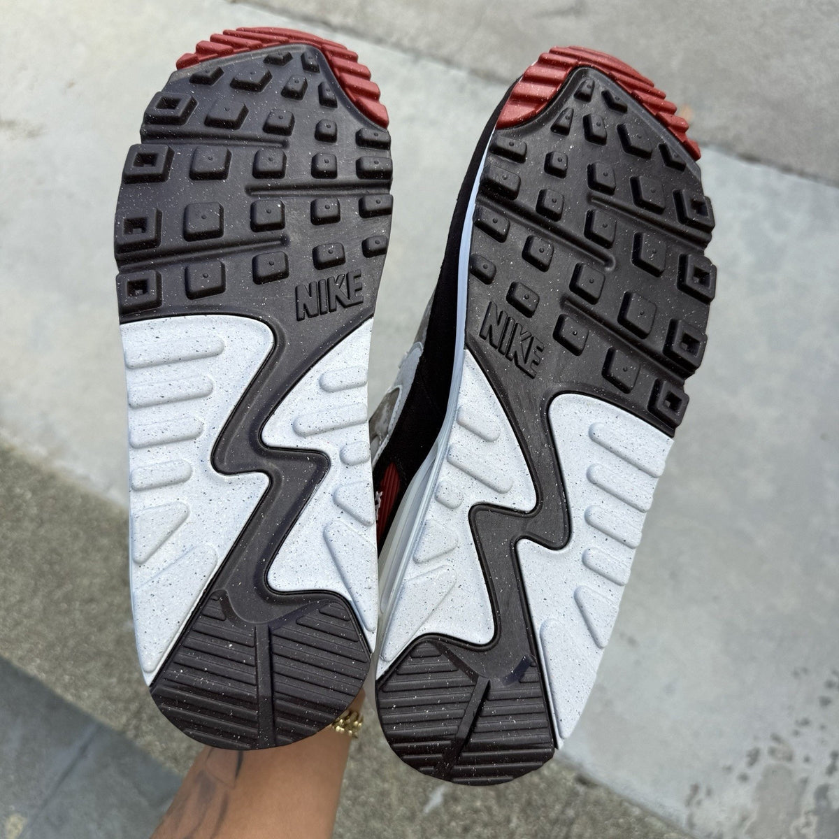 Size 8 - Nike Air Max 90 Social FC