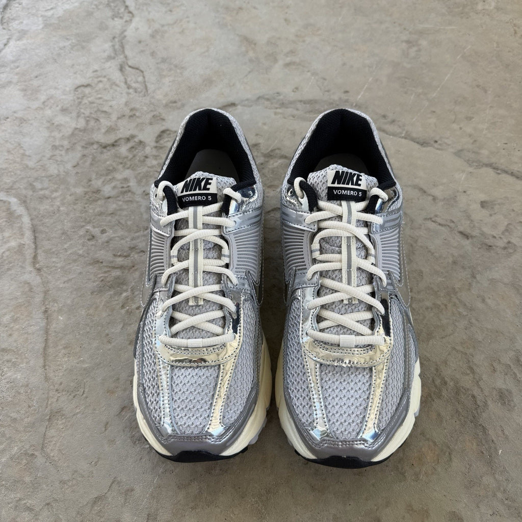 Size 13 - Nike Air Zoom Vomero 5 Grey Fog Chrome