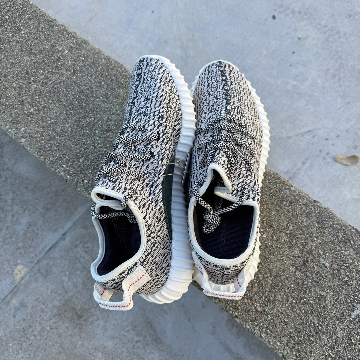 Size 10.5 - adidas Yeezy Boost 350 Low Turtle Dove