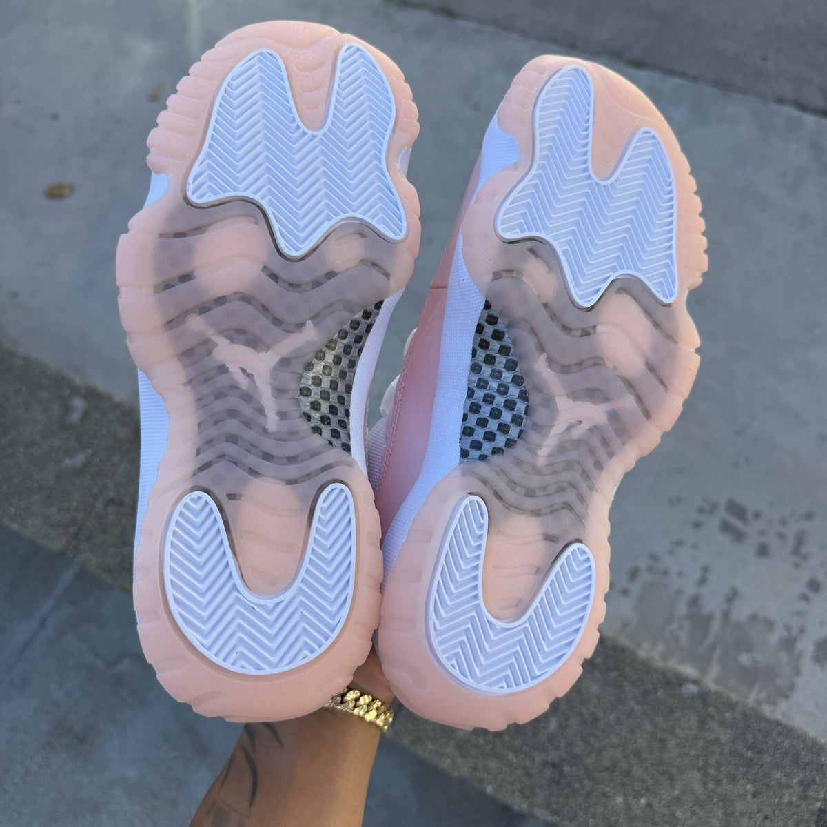 Size 7 - Air Jordan 11 Retro Low Legend Pink W