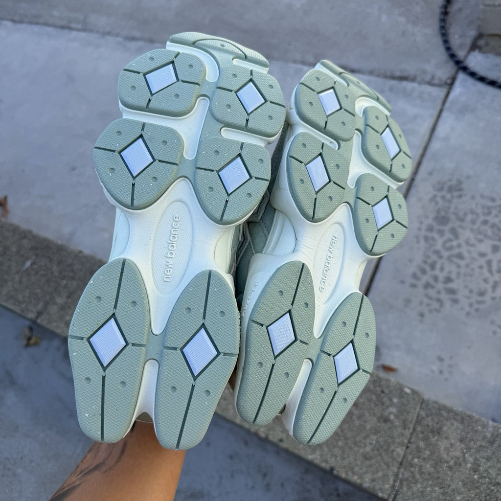 Size 8.5 - New Balance 9060 Mosaic Green Sea Salt