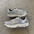Size 8.5 - Nike Air Zoom Vomero 5 Grey Fog Chrome