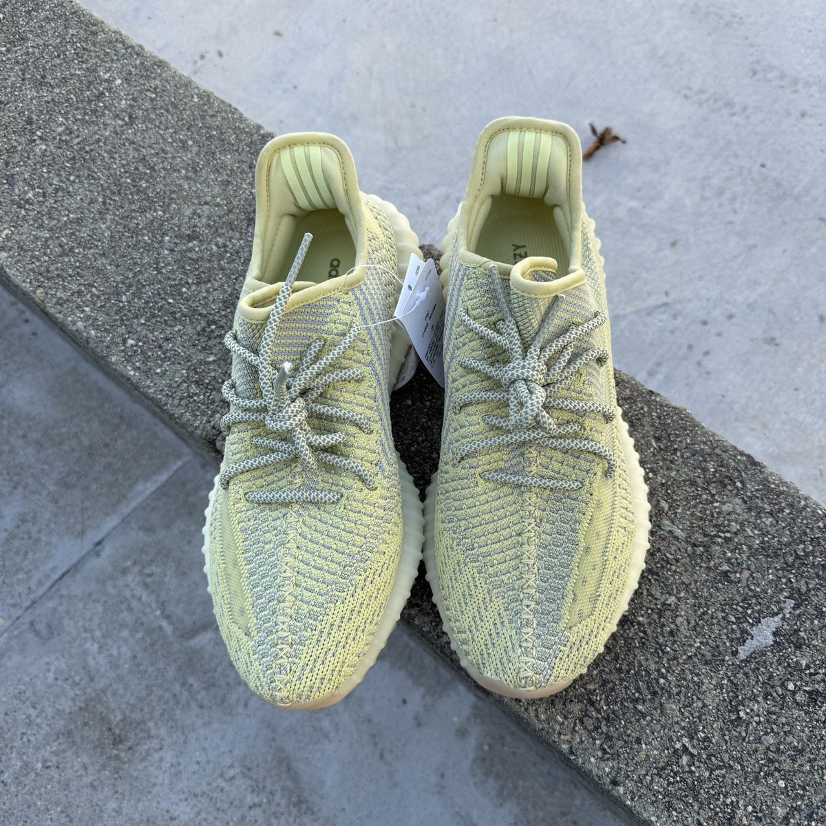Size 8 - adidas Yeezy Boost 350 V2 Antlia Non-Reflective