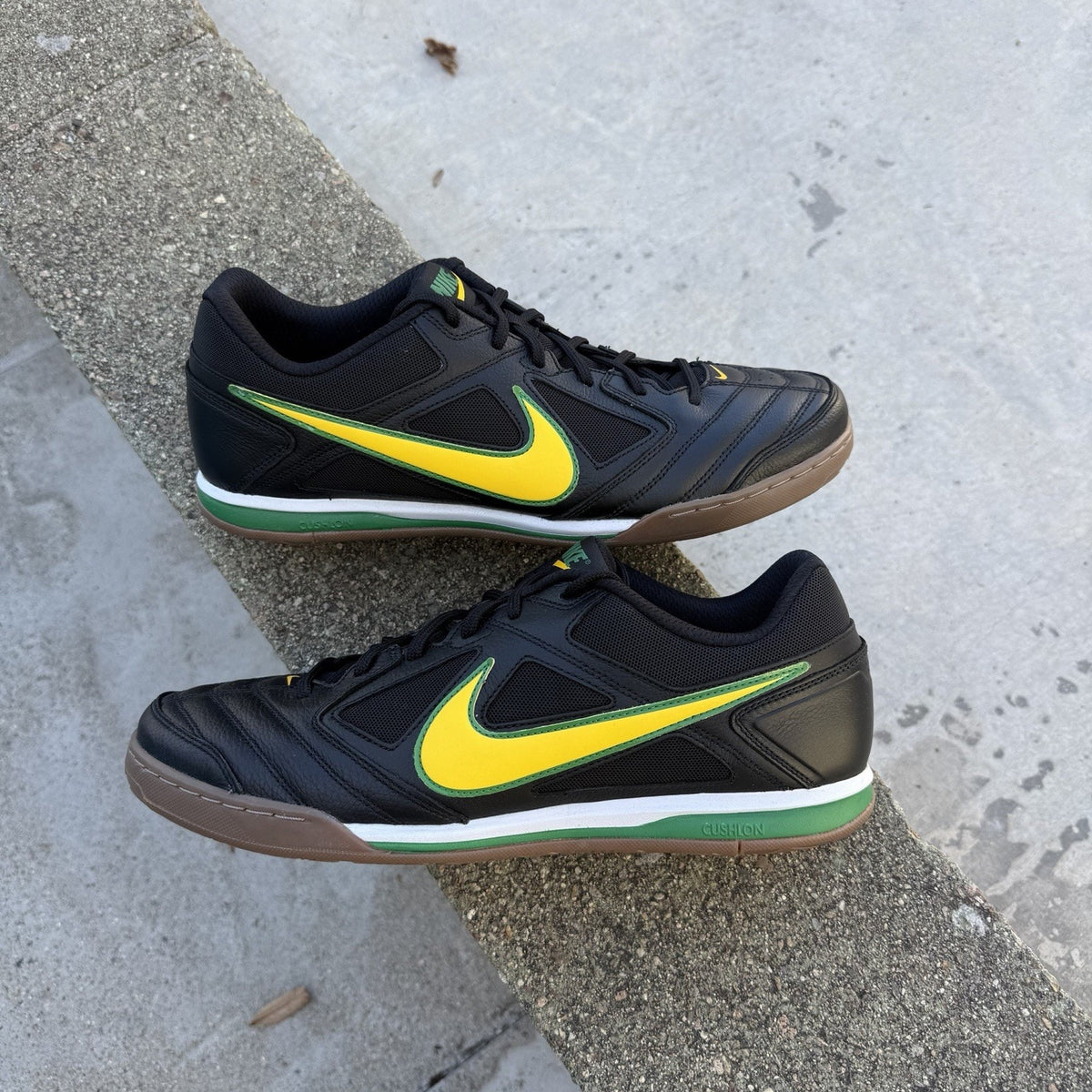Size 13 - Nike Gato Brasil - IB8509-001