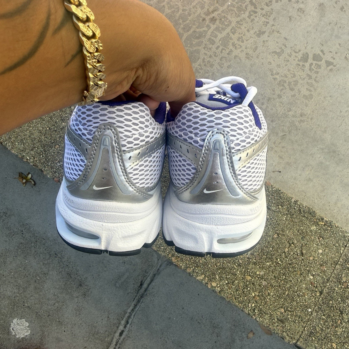 Size 10.5 - Nike Air Max Moto 2K White Wolf Grey