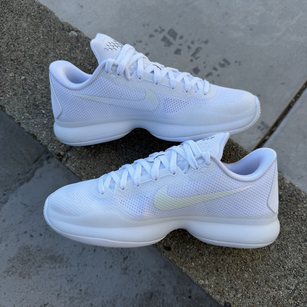 Size 7 - Kobe 10 Protro Halo