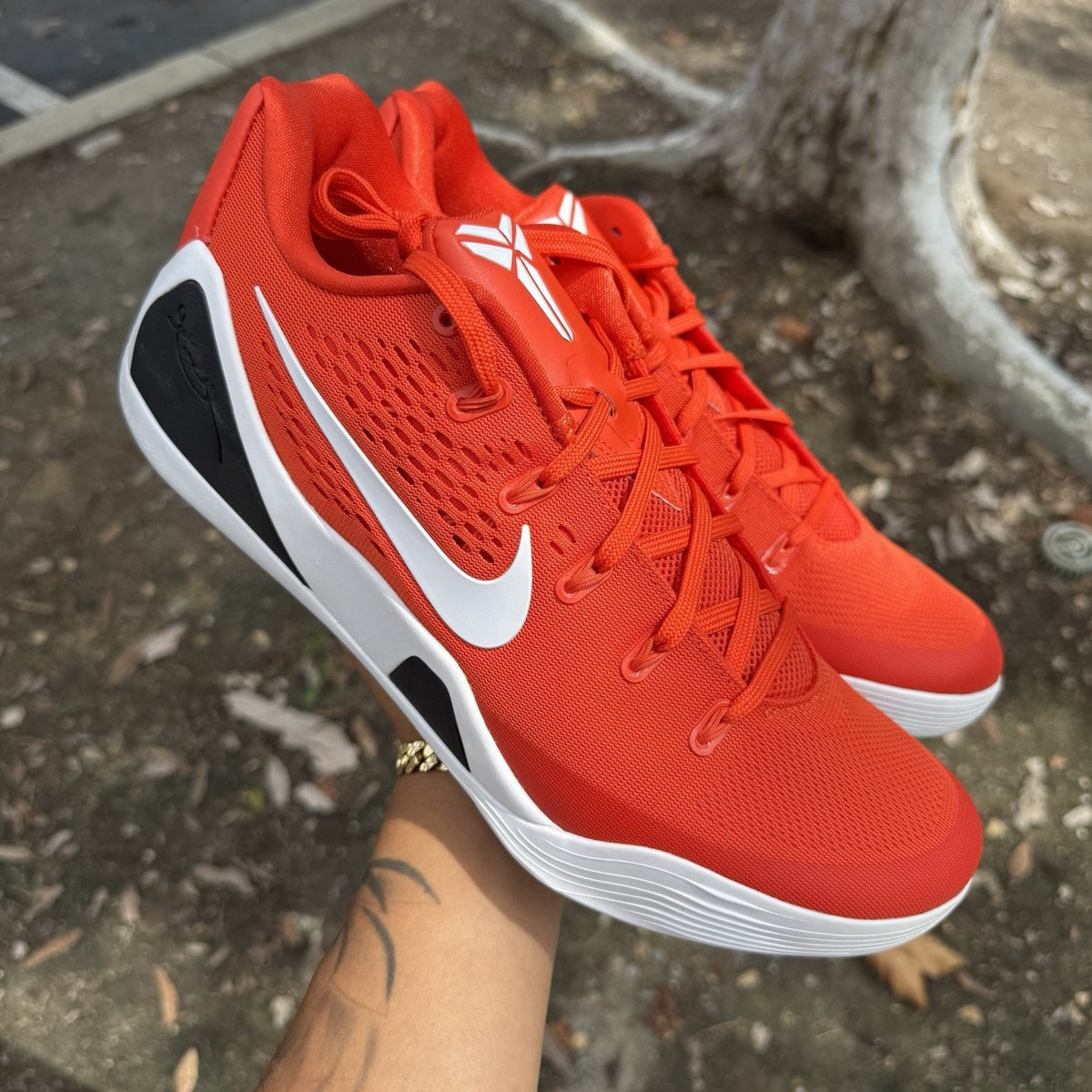 Size 13 - Kobe 9 Elite Low EM Protro TB Team Orange
