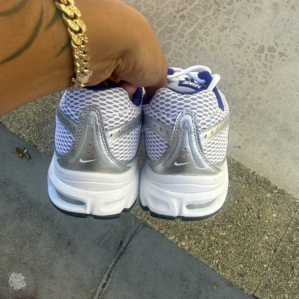 Size 13 - Nike Air Max Moto 2K White Wolf Grey