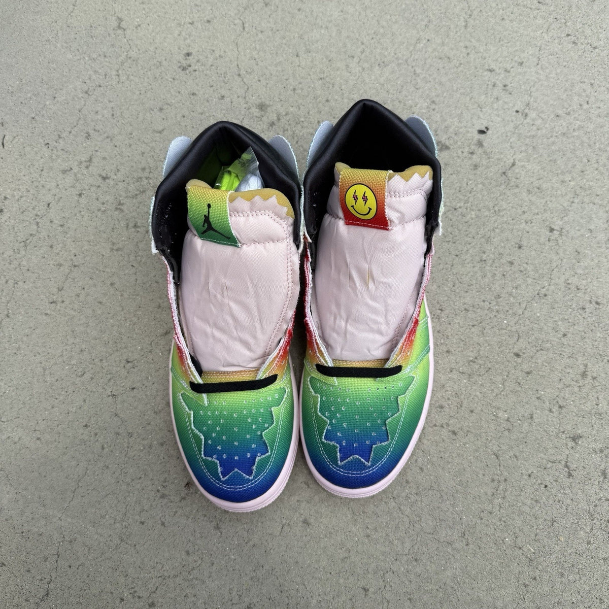 Size 8.5 - Jordan 1 Retro OG High x J Balvin Tie Dye
