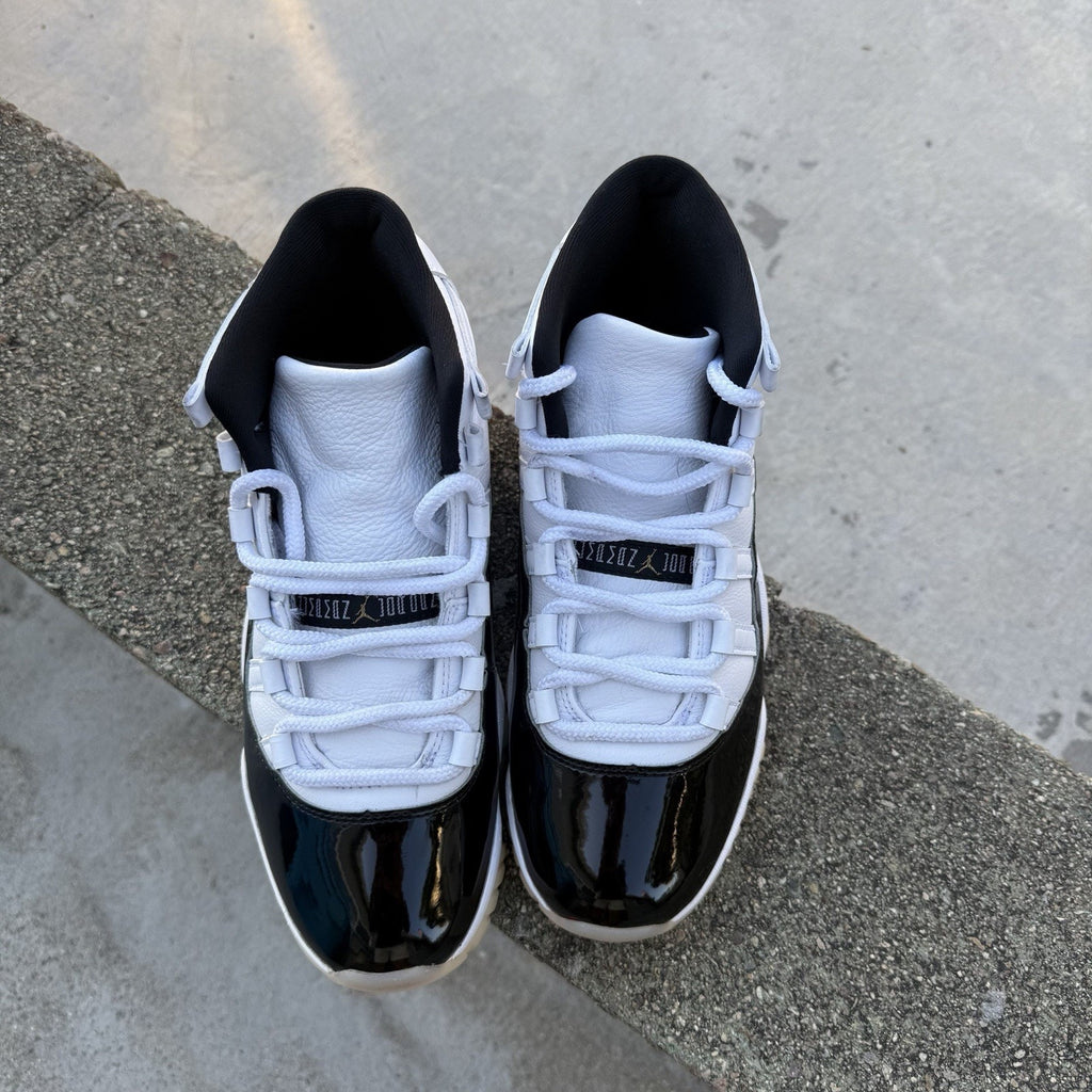 Size 8.5 - Jordan 11 Retro Mid Gratitude / Defining Moments