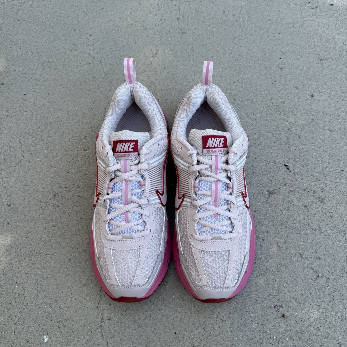 Size 7 - Nike Zoom Vomero 5 Silt Red Peony Crimson
