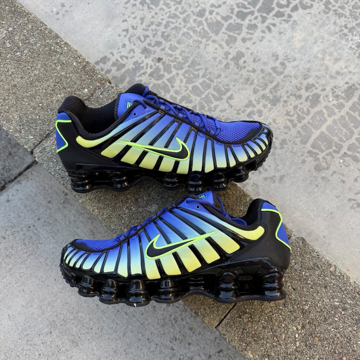 Size 10.5 - Nike Shox TL Lapis Volt Ice Black