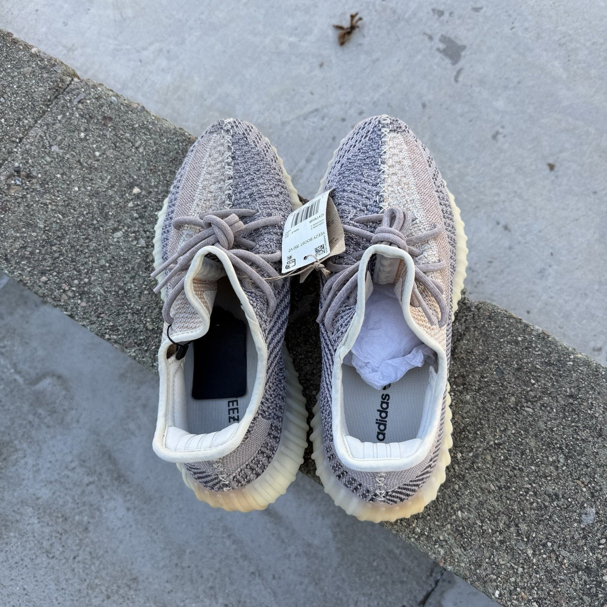 Size 9 - adidas Yeezy Boost 350 V2 Ash Pearl