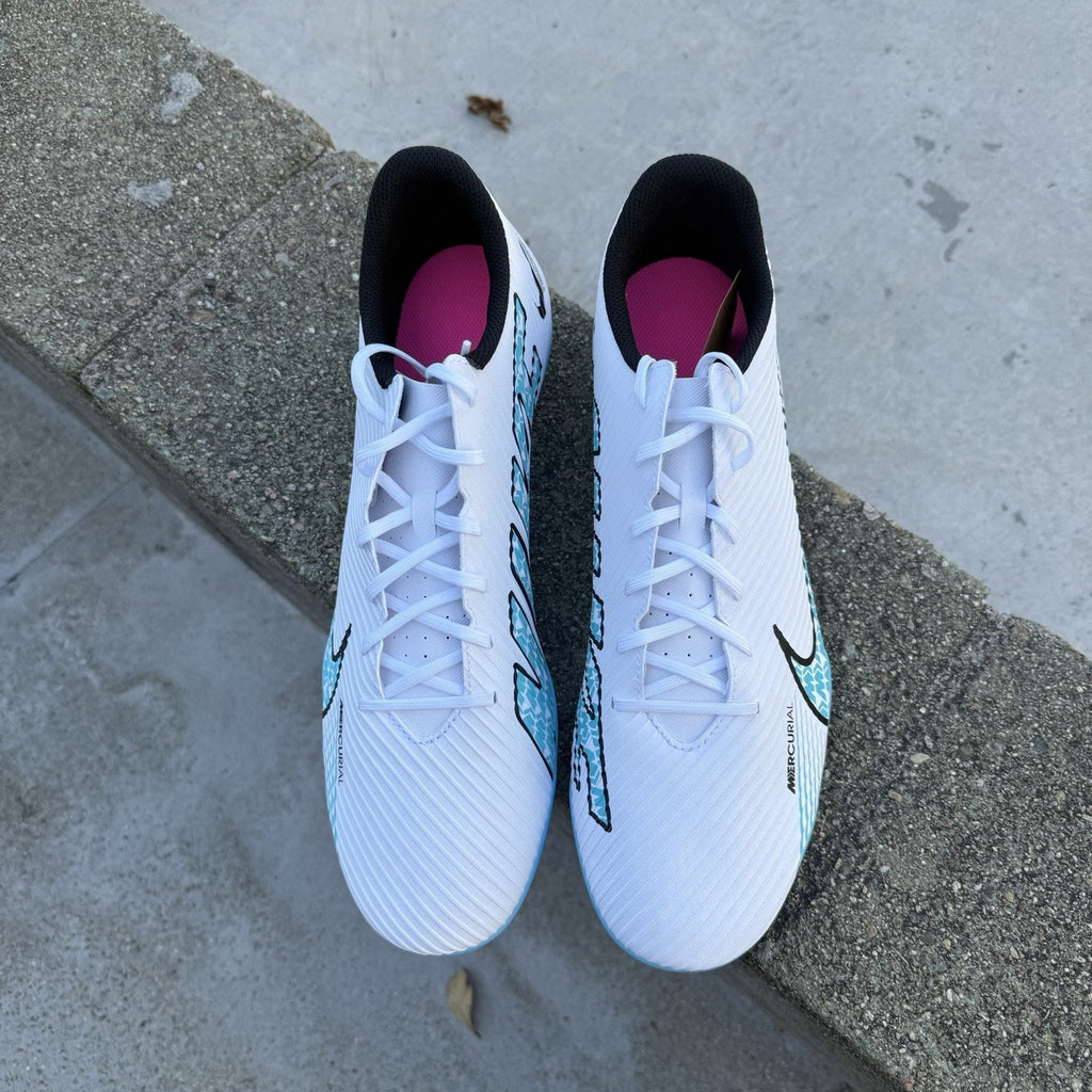 Size 13 - Nike Mercurial Vapor 15 Club MG Blast Pack