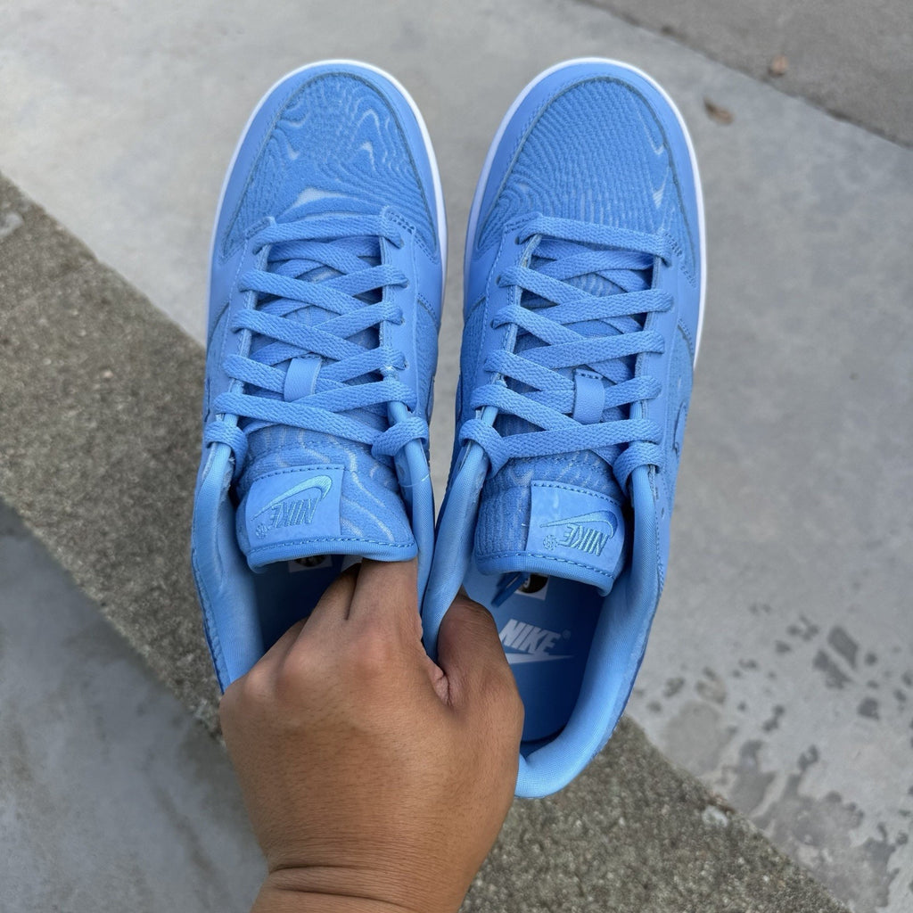 Size 9.5 - Nike Dunk Premium Low Topography - University Blue