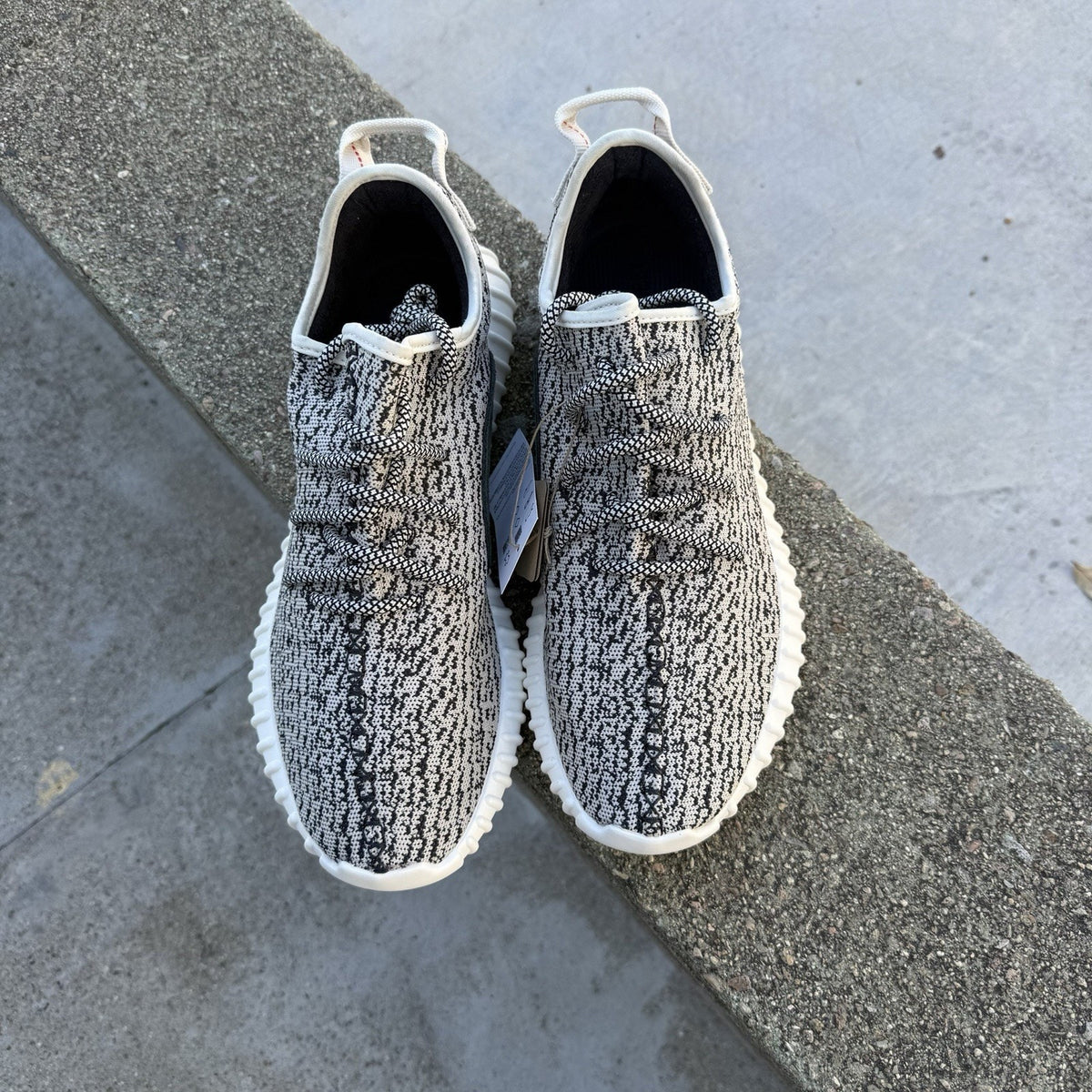 Size 10.5 - adidas Yeezy Boost 350 Low Turtle Dove