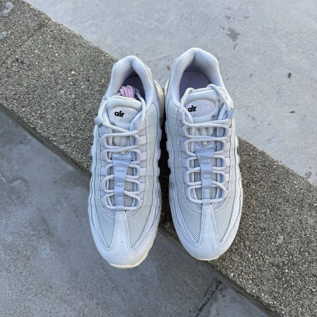 Size 9 - Nike Air Max 95 Grey Fog Pink Foam