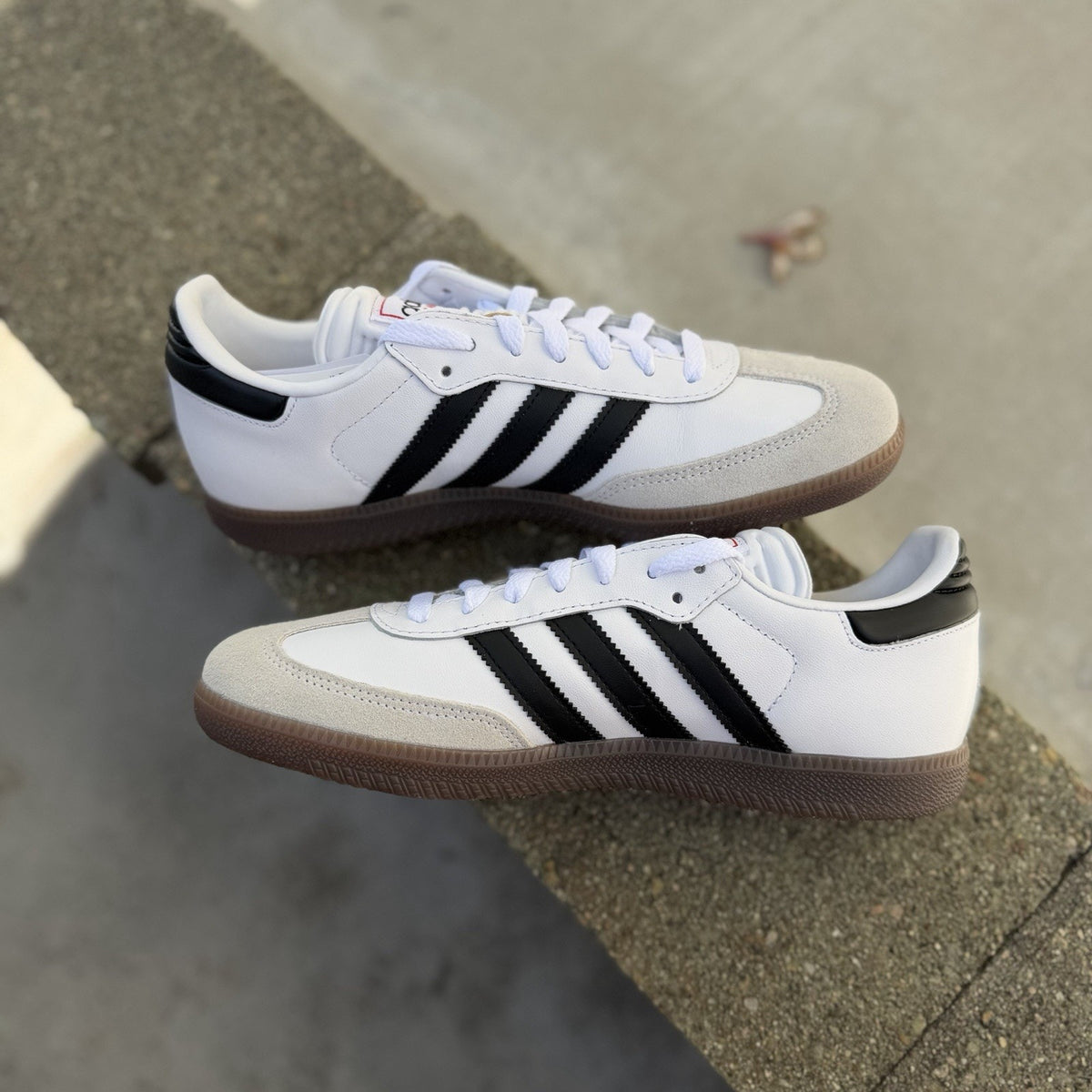 Size 8.5 - adidas Samba Indoor White Black Gum