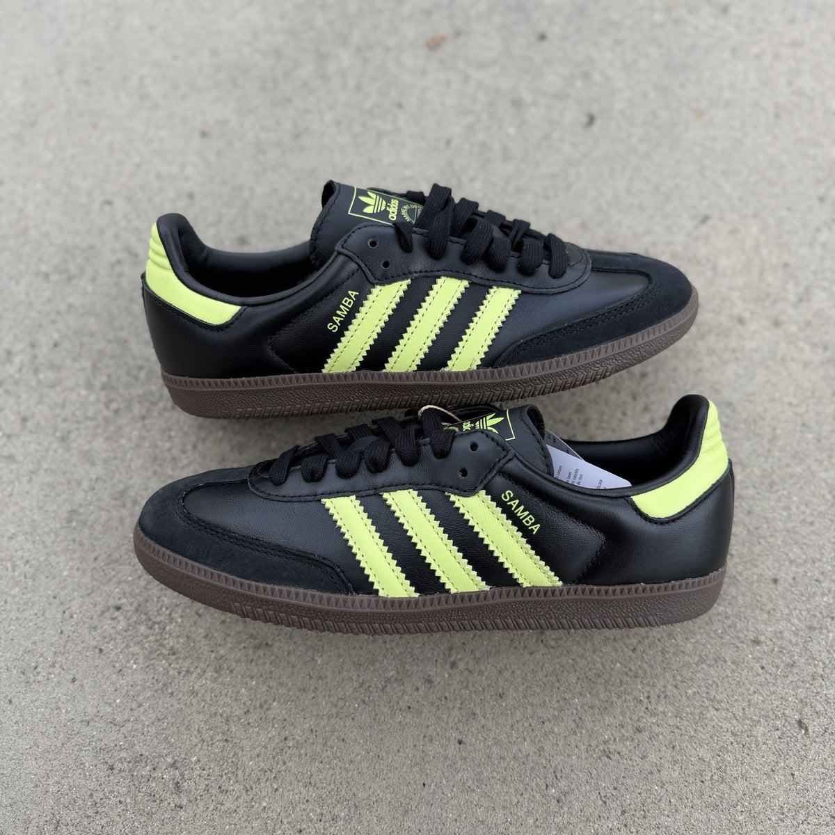 Size 7.5 - adidas Samba OG Black Pulse Lime Gum W